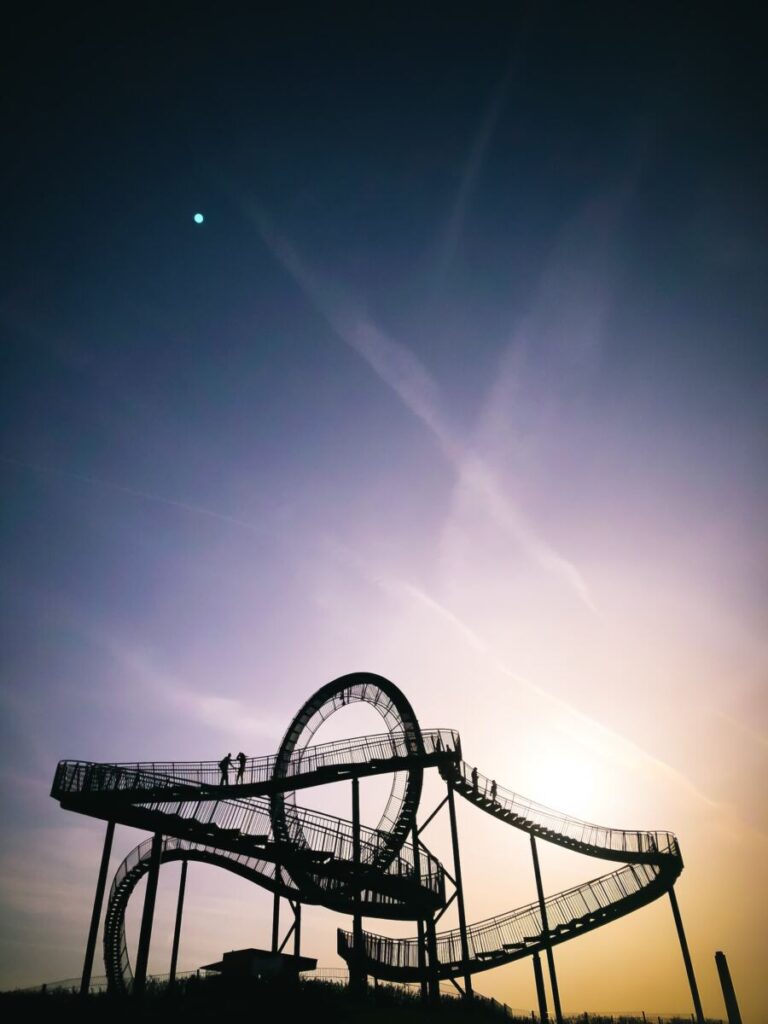 Atemberaubende Ausflugsziele Deutschland - Tiger and Turtle in Duisburg, Foto: Jennifer Latuperisa-Andresen, Unsplash